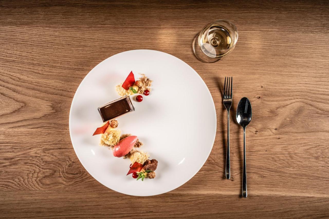 Hotel My Arbor - Dolomites Bresanona Exterior foto A dessert