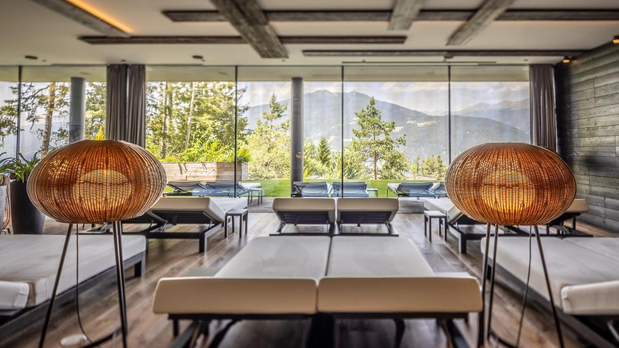 Hotel My Arbor - Dolomites Bresanona Exterior foto The lounge at the airport