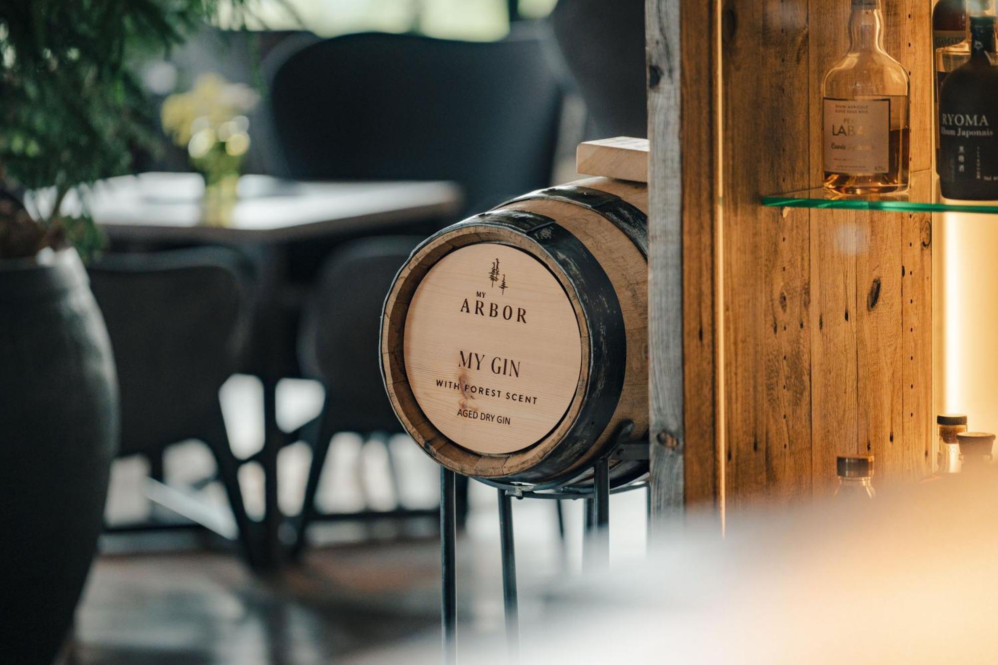 Hotel My Arbor - Dolomites Bresanona Exterior foto Barrel of Arbor Whisky