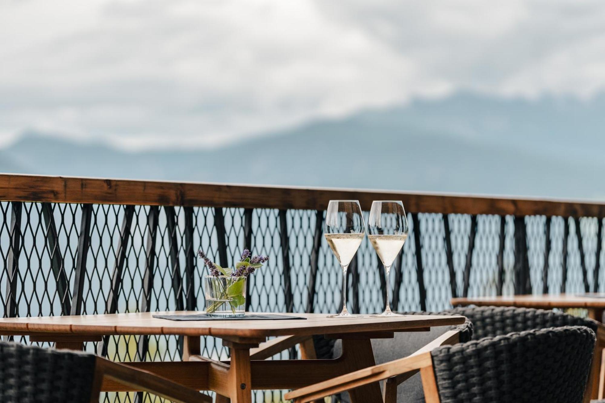 Hotel My Arbor - Dolomites Bresanona Exterior foto The restaurant